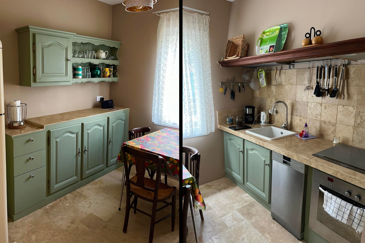 Apartment 1 kitchen with dining table