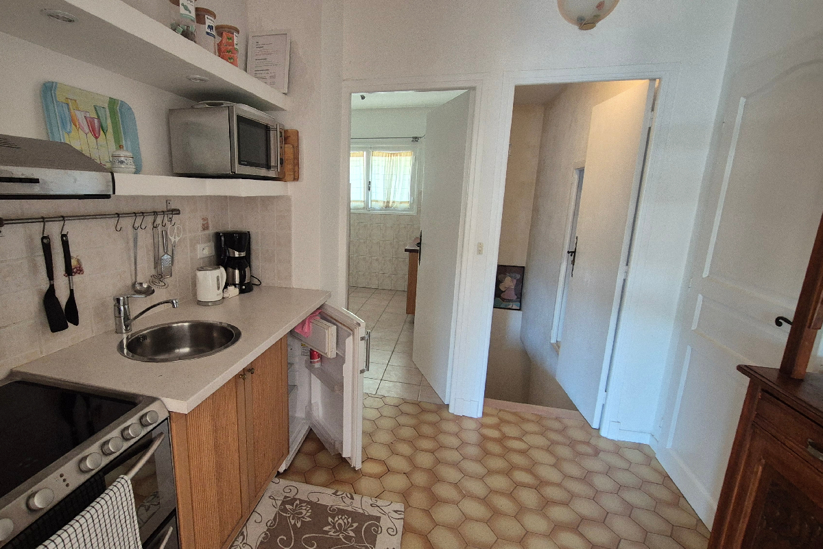Apartment 3 kitchen