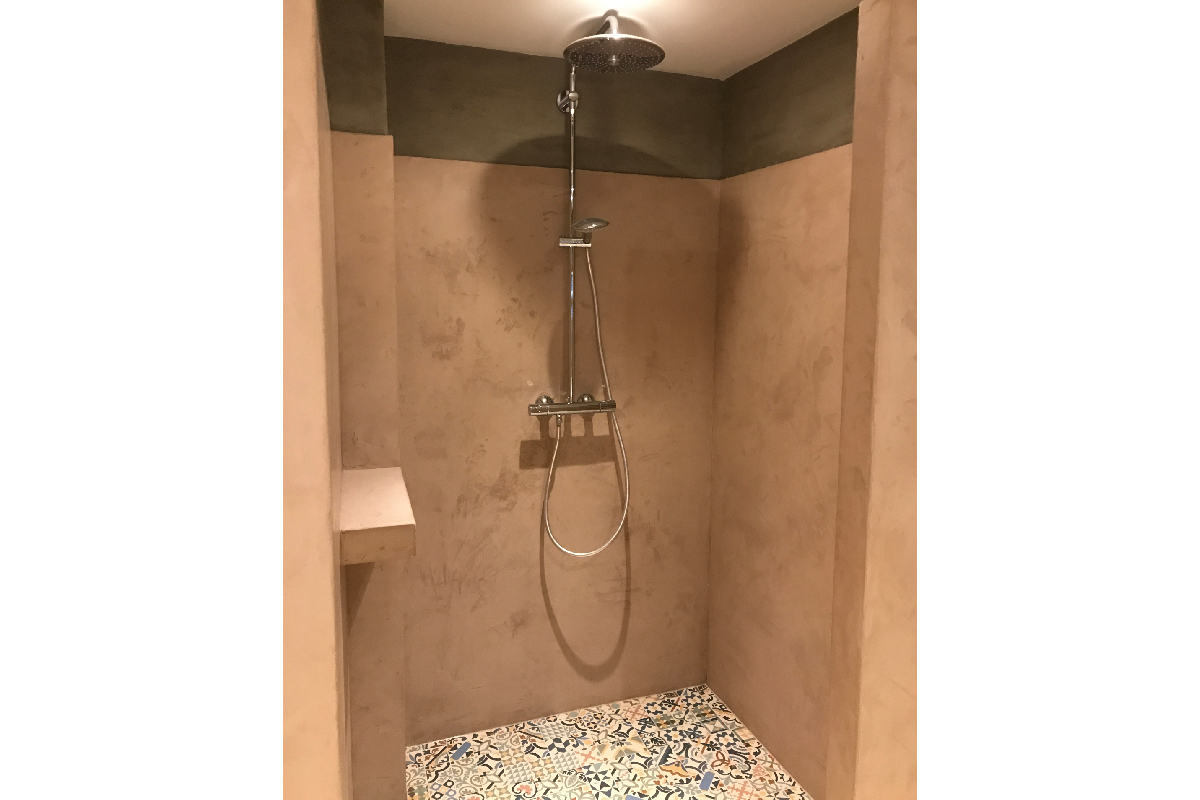 Main shower